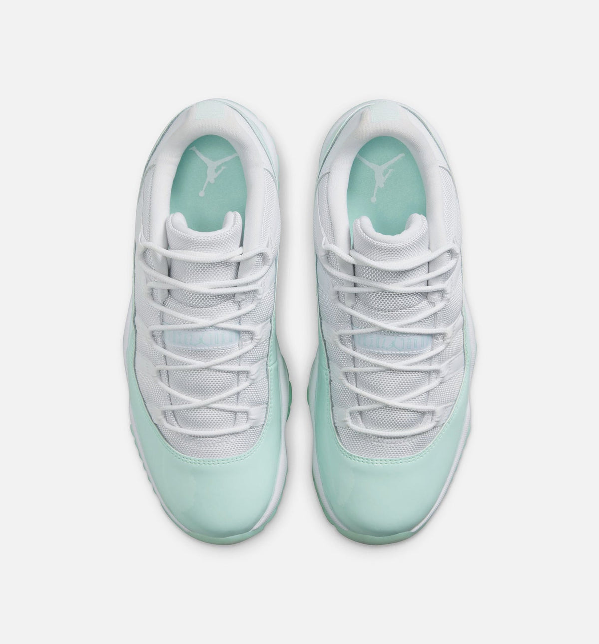 Air Jordan 11 Retro Low Igloo Women's Shoes